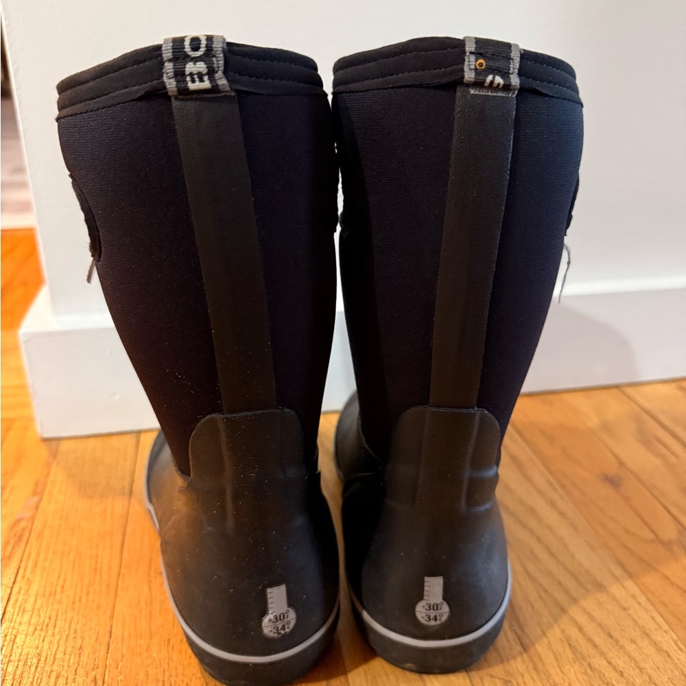 BOGS Kids Black Waterproof Boots - Picture 3 of 4